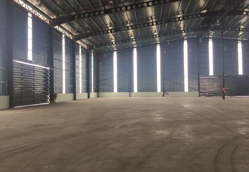 West Port, Pulau Indah