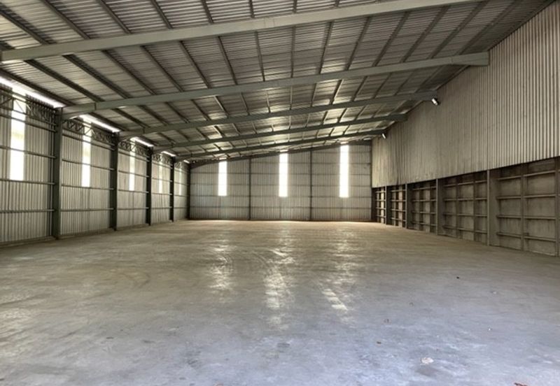 West Port, Pulau Indah