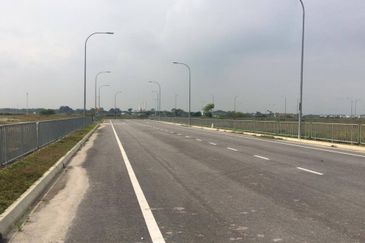 Puncak Alam
