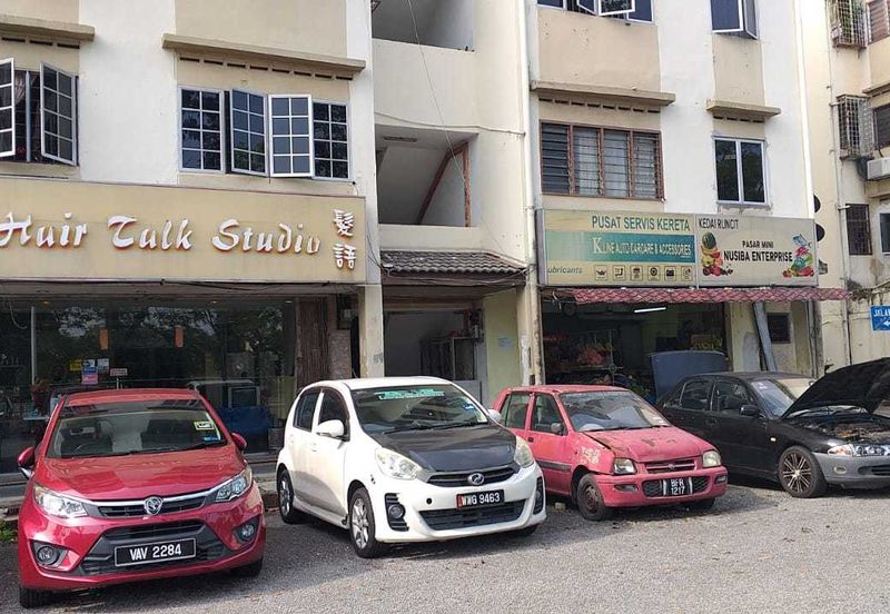 Subang Perdana Goodyear Court 9