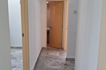 Subang Perdana Goodyear Court 7