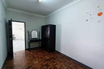 Subang Perdana Goodyear Court 7