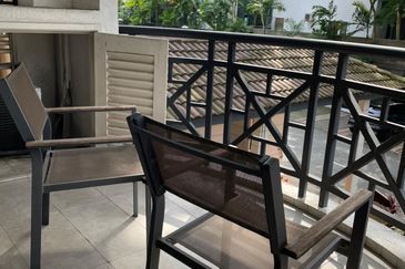 Bungaraya Kondominium, Saujana Subang