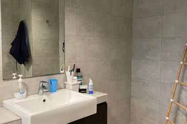 Bungaraya Kondominium, Saujana Subang