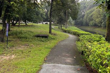 Canal Gardens, Kota Kemuning