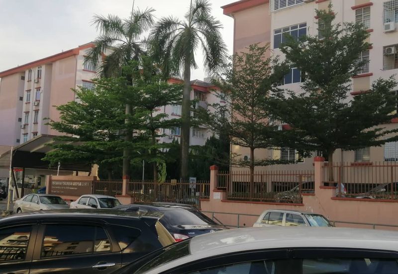 Subang Perdana Goodyear Court 8
