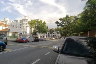 Subang Perdana Goodyear Court 8