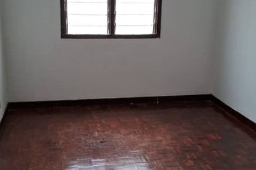 Subang Perdana Goodyear Court 7