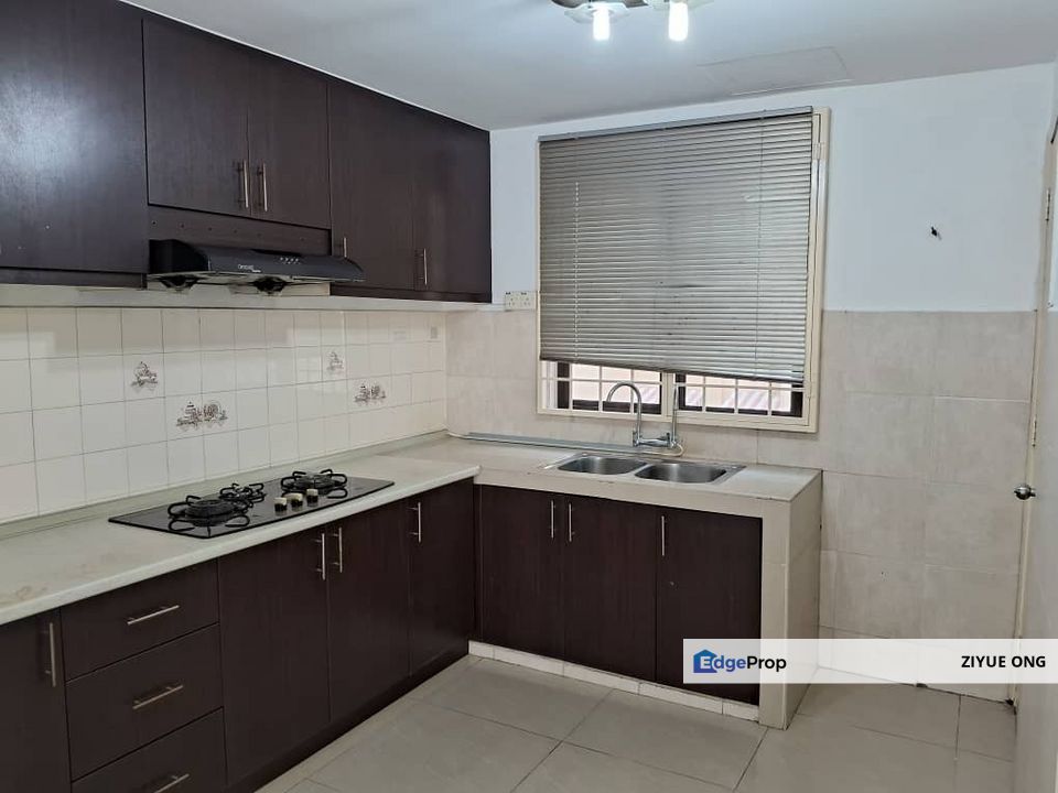 Subang Perdana Goodyear Court 3, Usj, Selangor Low Floor, Selangor, USJ