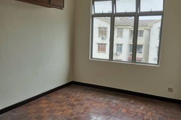 Subang Perdana Goodyear Court 7