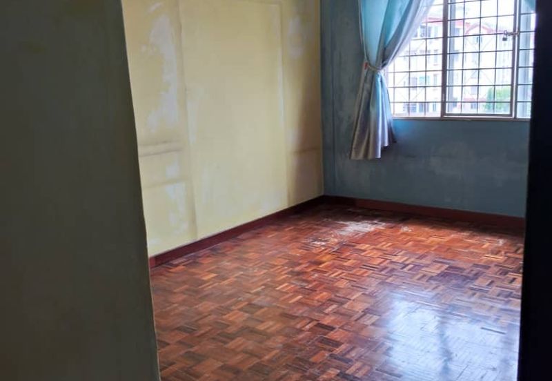 Subang Perdana Goodyear Court 8