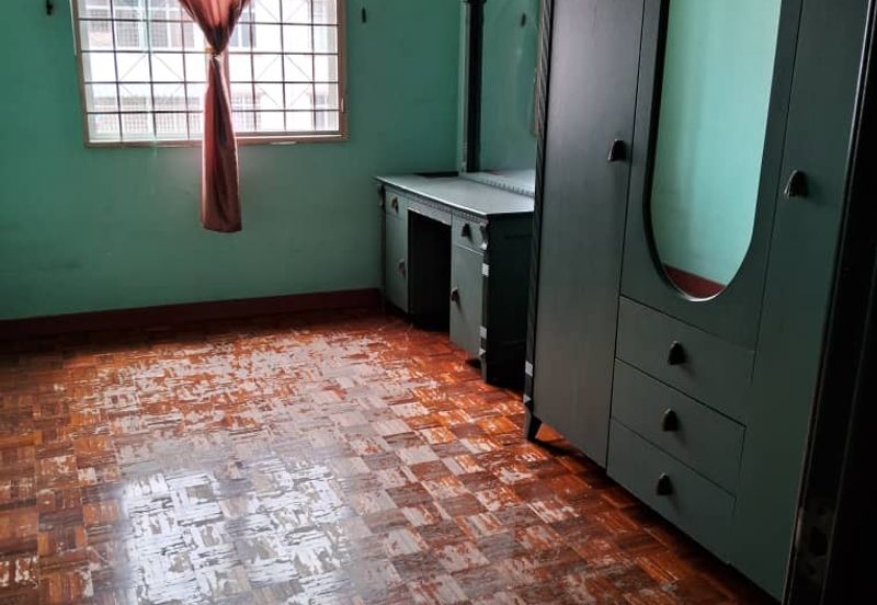 Subang Perdana Goodyear Court 8