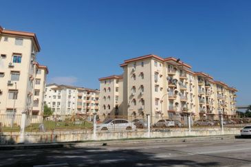 Subang Perdana Goodyear Court 3