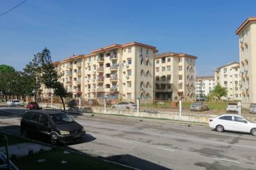 Subang Perdana Goodyear Court 3