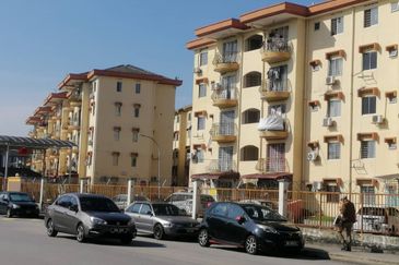 Subang Perdana Goodyear Court 3