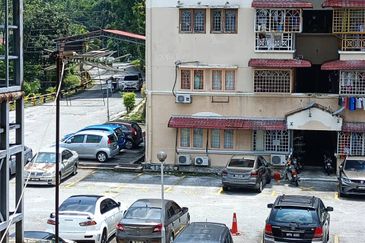 Sri Cempaka Apartment Bandar Puchong Jaya