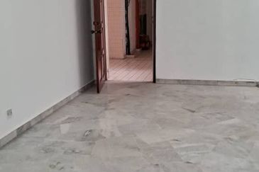 Subang Perdana Goodyear Court 7