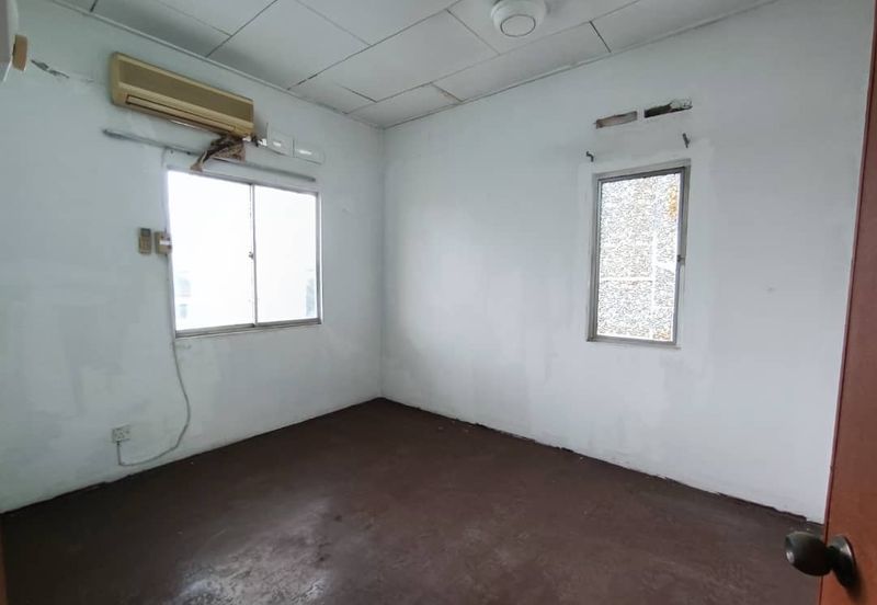 Subang Perdana Goodyear Court 3