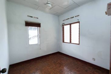 Subang Perdana Goodyear Court 3