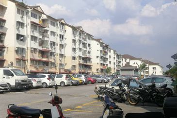 Sri Cempaka Apartment Bandar Puchong Jaya