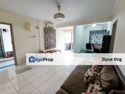 Sri Cempaka Apartment Bandar Puchong Jaya, Puchong, Selangor Prime location 3 room Reno Fully Furnished, Selangor, Puchong