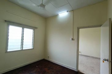 Subang Perdana Goodyear Court 7