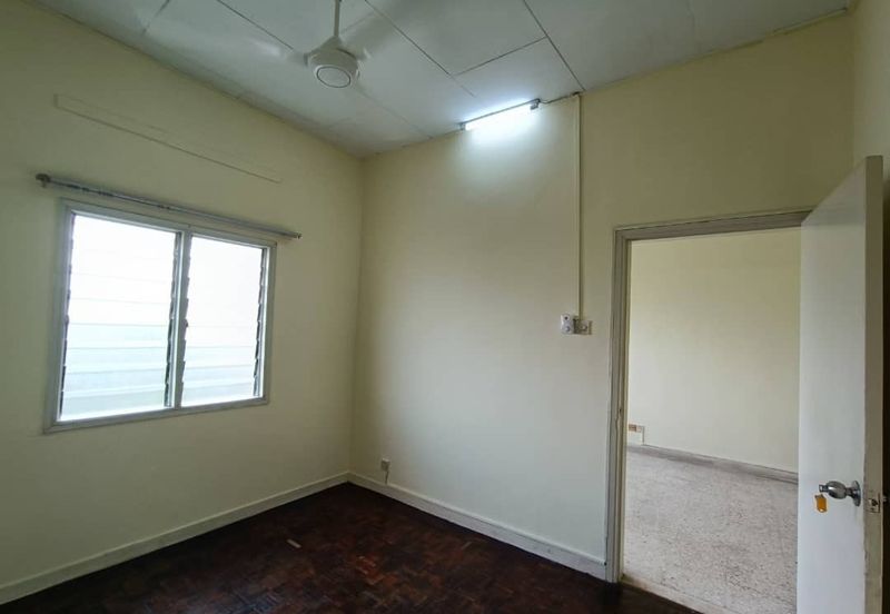 Subang Perdana Goodyear Court 7