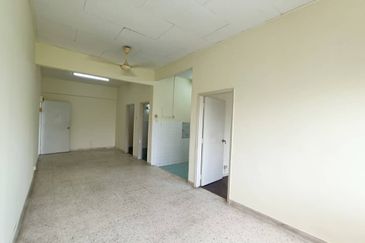 Subang Perdana Goodyear Court 7