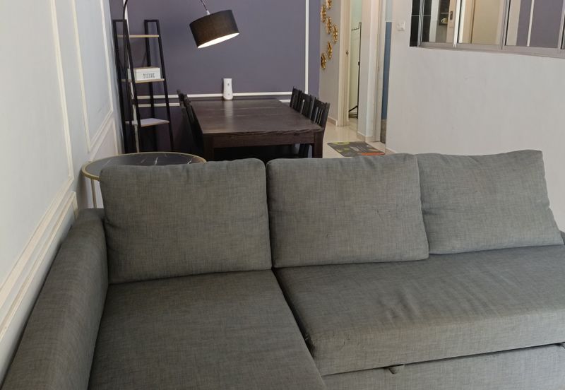 Residensi Bistaria, Ukay Bistari