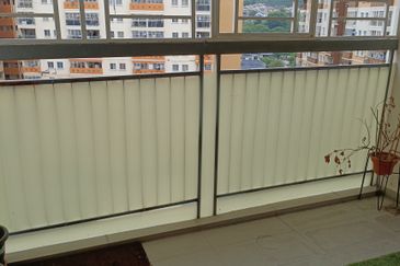 Residensi Bistaria, Ukay Bistari