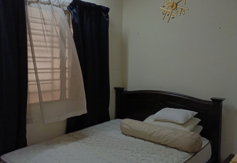 Residensi Bistaria, Ukay Bistari