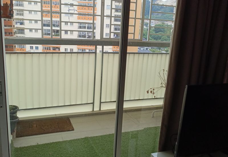 Residensi Bistaria, Ukay Bistari