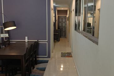 Residensi Bistaria, Ukay Bistari