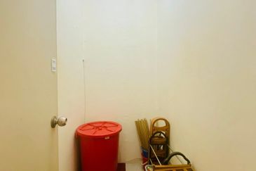 Residensi Bistaria, Ukay Bistari