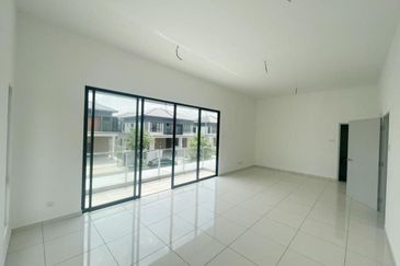 Austin Residence @Taman Mount Austin