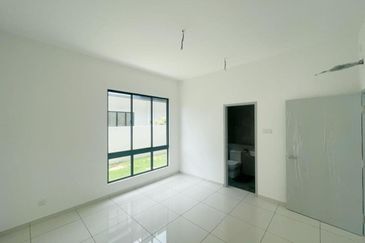 Austin Residence @Taman Mount Austin