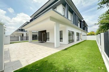 Austin Residence @Taman Mount Austin