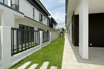 Austin Residence @Taman Mount Austin