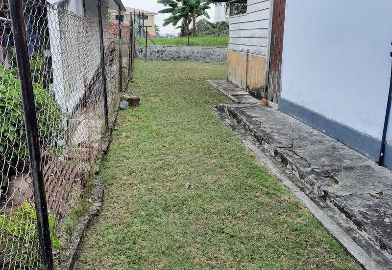 Jalan Bunga Matahari