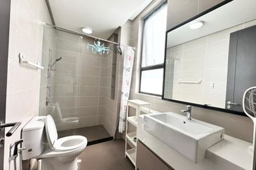 Avira Garden Terraces @ Medini