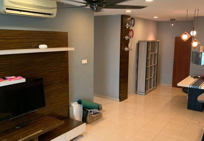 Sri Samudera Seaview Residence Suites