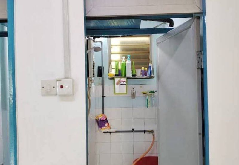 Mon Bisca, Bandar Baru Permas Jaya