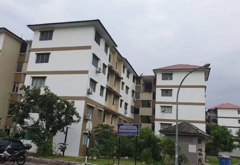 Mon Bisca, Bandar Baru Permas Jaya