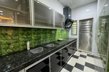 D'Lagoon, Taman Seri Austin