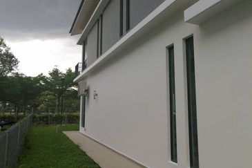 The Hills Residences, Senibong Cove