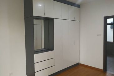 The Hills Residences, Senibong Cove