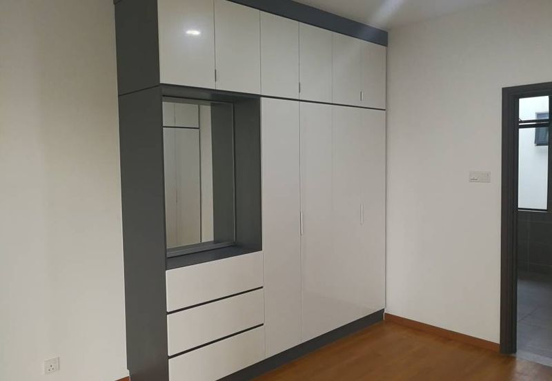 The Hills Residences, Senibong Cove