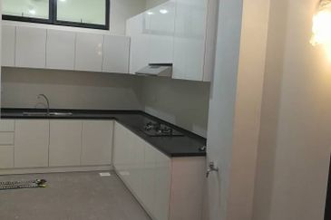 The Hills Residences, Senibong Cove