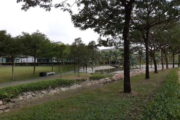 The Hills Residences, Senibong Cove