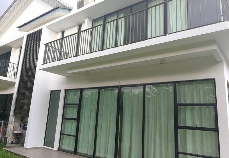 The Hills Residences, Senibong Cove